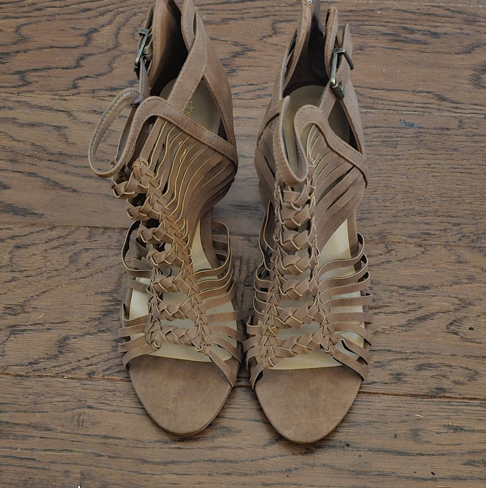 Shoedazzle heels